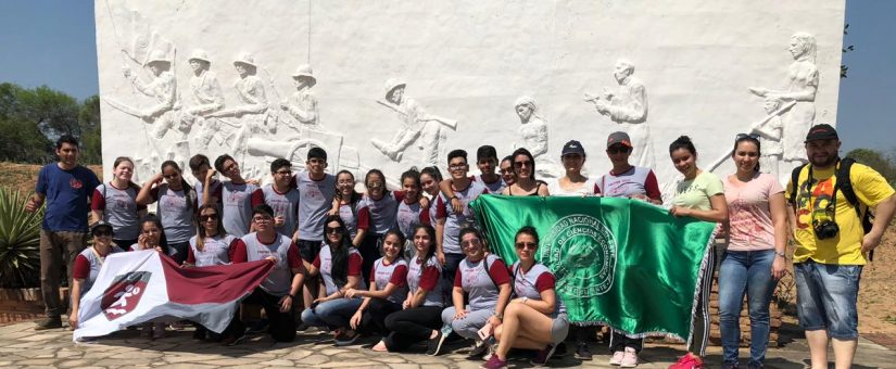 Visita técnica de estudiantes a la cooperativa de Lácteos Co-op ubicada en el Chaco
