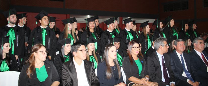 Egresaron nuevos profesionales de la FCE – filial Santa Rita