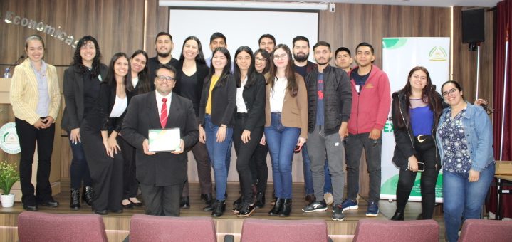 Organizaron charla sobre la “Ética profesional y empresarial como desafío del nuevo milenio”