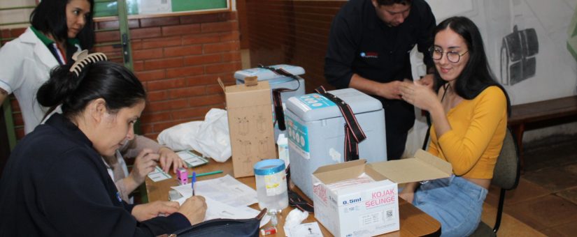 Jornadas de vacunación gratuitas en la FCE