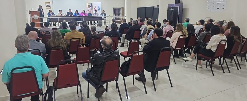 Decano de la FCE participó en reunión de CODETRI para apertura del Puente de la Integración